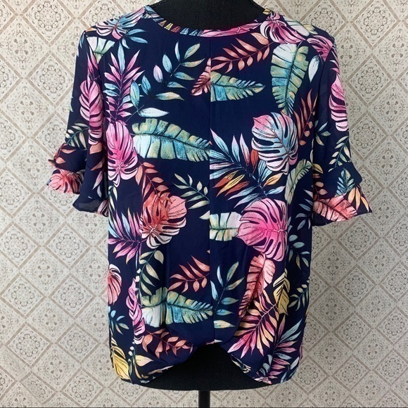 Hanna + Gracie Tops - Tropical Navy Blue Leaf Print Blouse – Vacation Vibes, NWOT, Size M